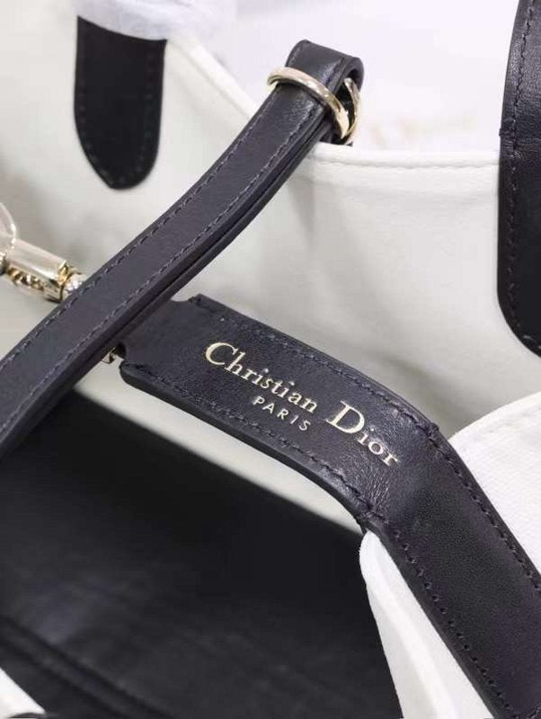 Dior Tojour Hand Bag BG02340