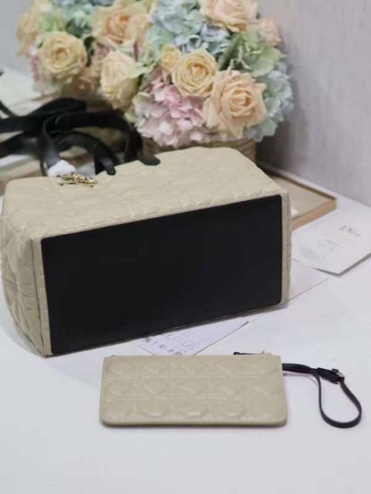 Dior Tojour Hand Bag BG02343
