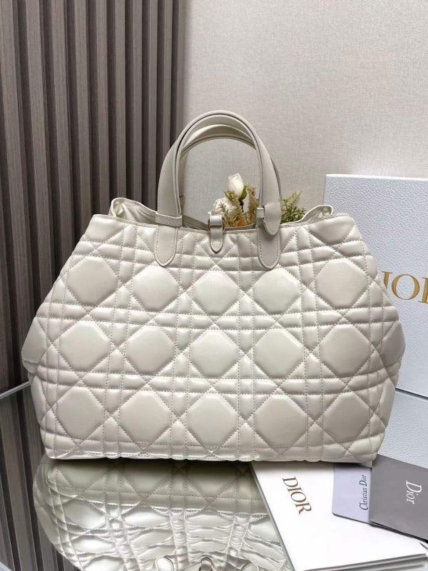 Dior Tojour Hand Bag BG02346