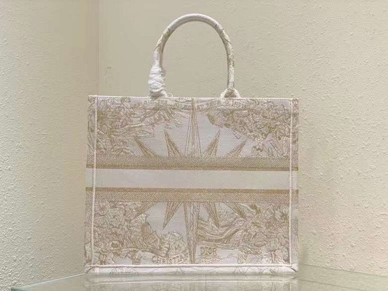 Dior Tote Hand Bag BG02328