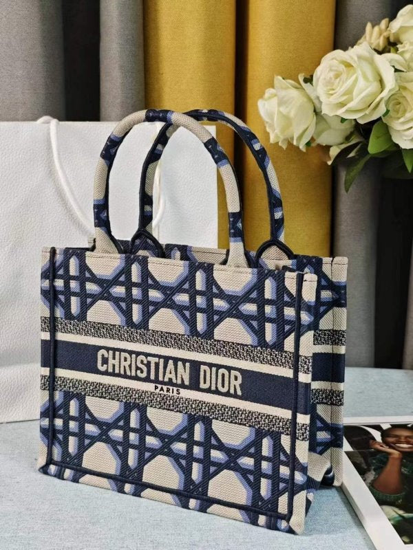Dior Tote Hand Bag BG02384