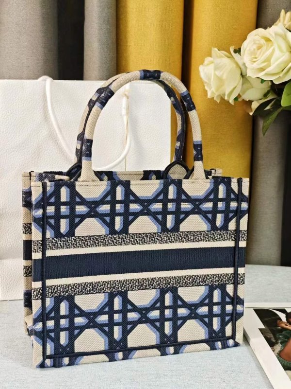 Dior Tote Hand Bag BG02384