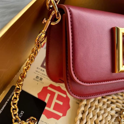 Dolce and Gabbana Hand Bag BG0525157