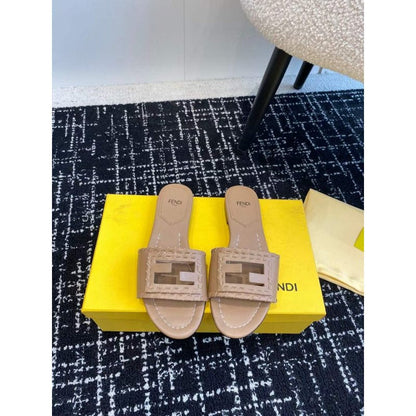 Fendi Flat Slippers  SH011073