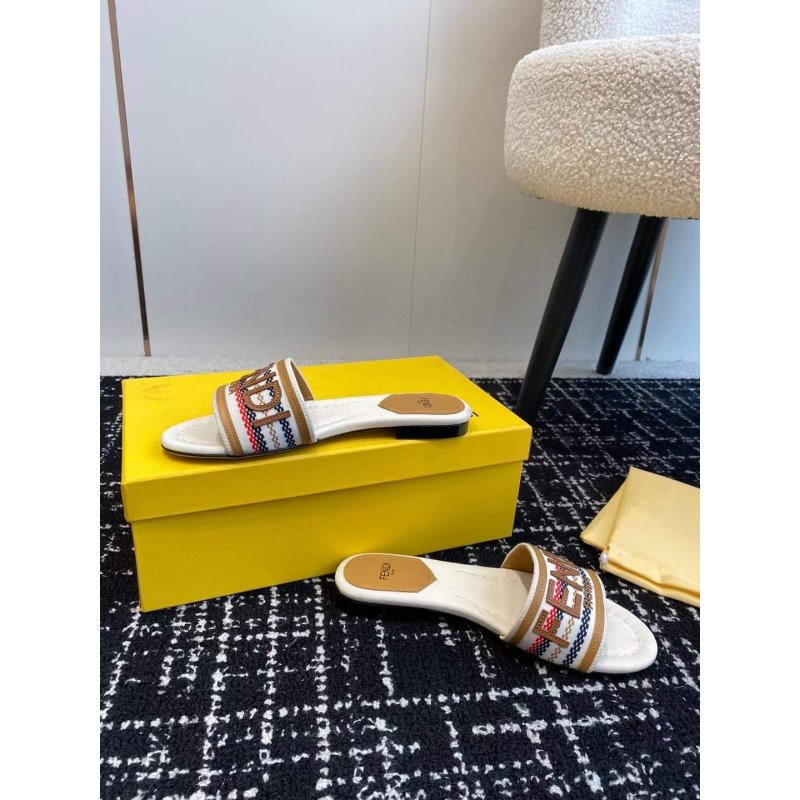 Fendi Flat Slippers  SH011078