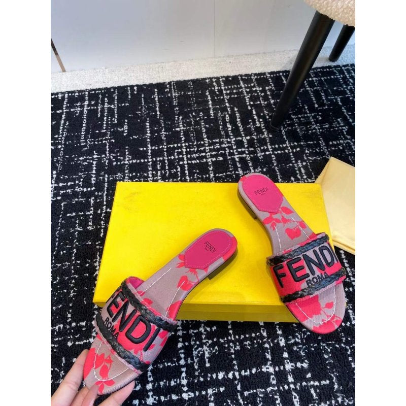 Fendi Flat Slippers  SH011079