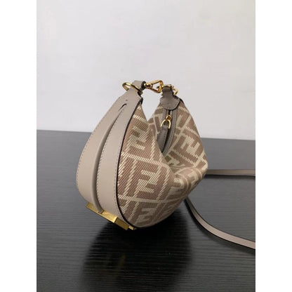 Fendi Moon Bag BG0525185