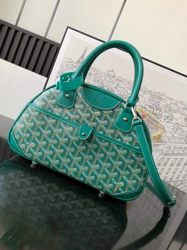 Goyard Medium Ball Bag BG02630