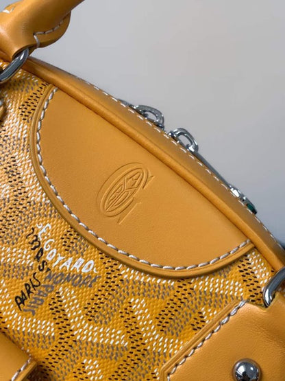 Goyard Medium Ball Bag BG02631