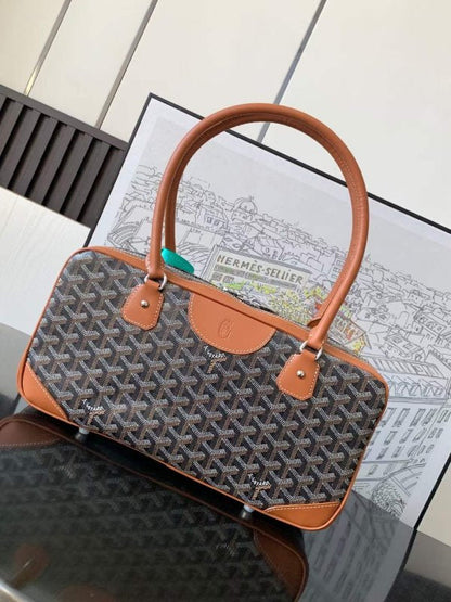 Goyard Medium Bread Bag BG02637