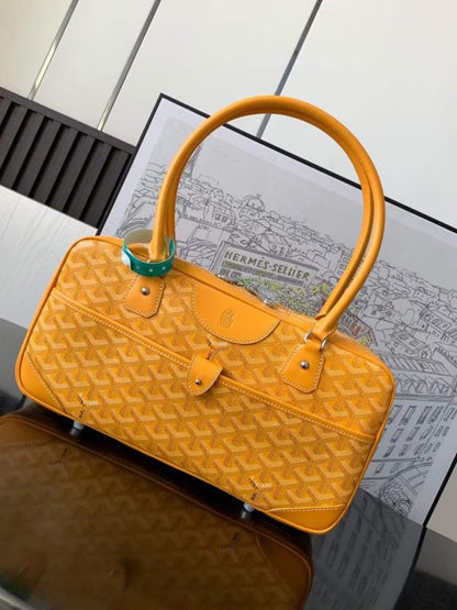 Goyard Medium Bread Bag BG02640