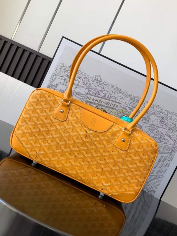 Goyard Medium Bread Bag BG02640