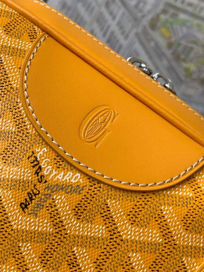 Goyard Medium Bread Bag BG02640