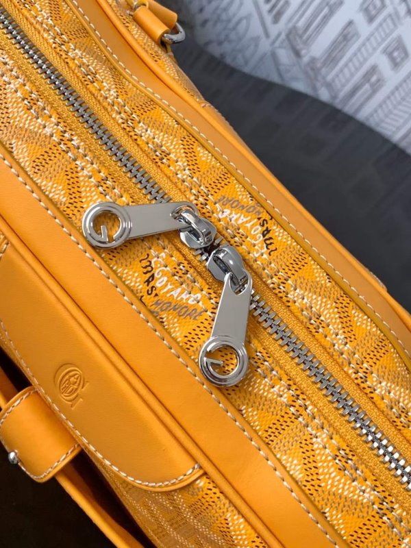 Goyard Medium Bread Bag BG02640