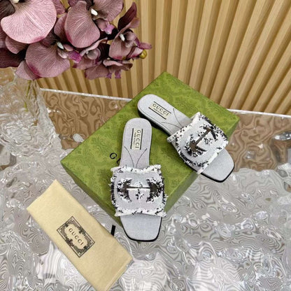 Gucci Flat Sandals SH010200