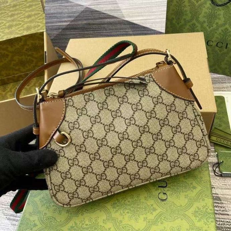 Gucci GG Shoulder Bag BG030596