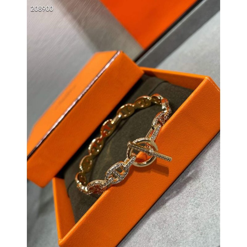 Hermes  Farandole Pig Nose Bracelet JWLH0003