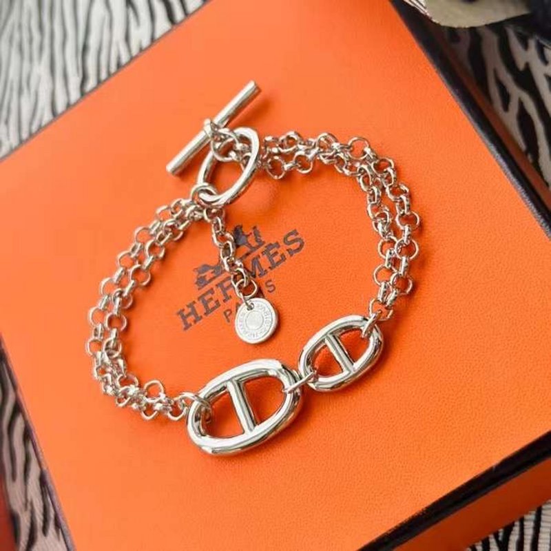 Hermes  Farandole Pig Nose Bracelet JWLH0019