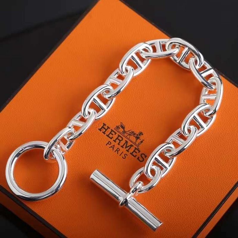 Hermes  Farandole Pig Nose Bracelet JWLH0032