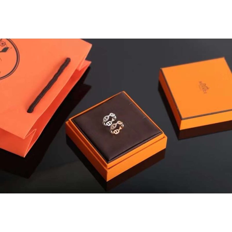 Hermes  Farandole Pig Nose Classic Ring JWLH0039