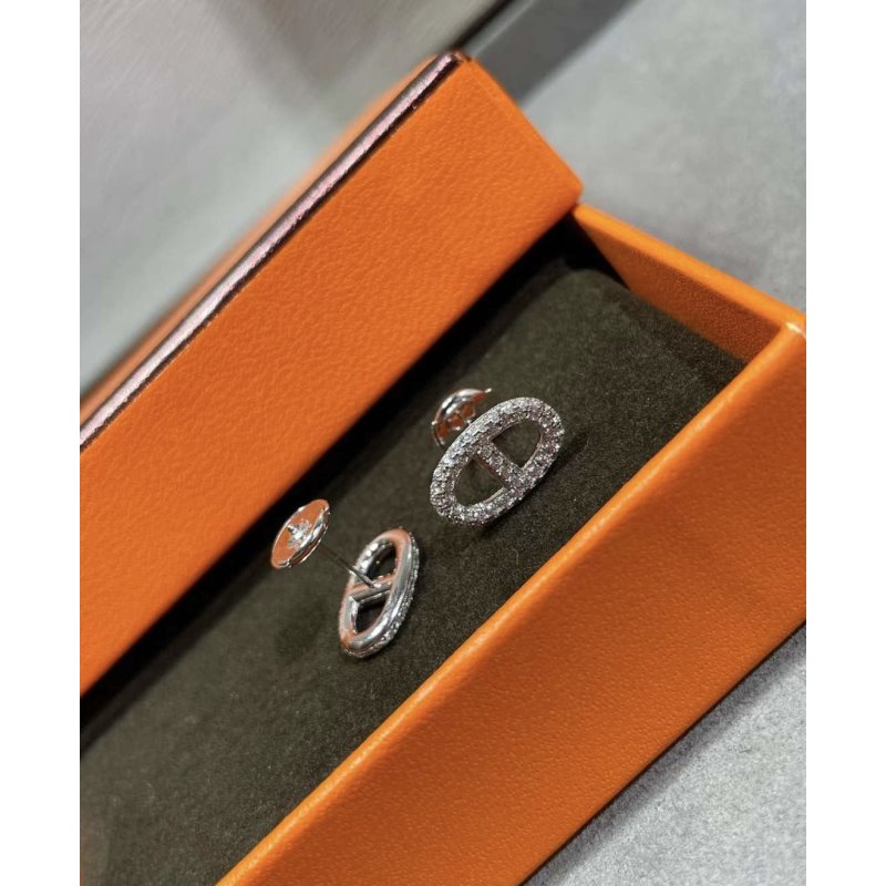 Hermes  Farandole Pig Nose Diamond Earrings JWLH0056