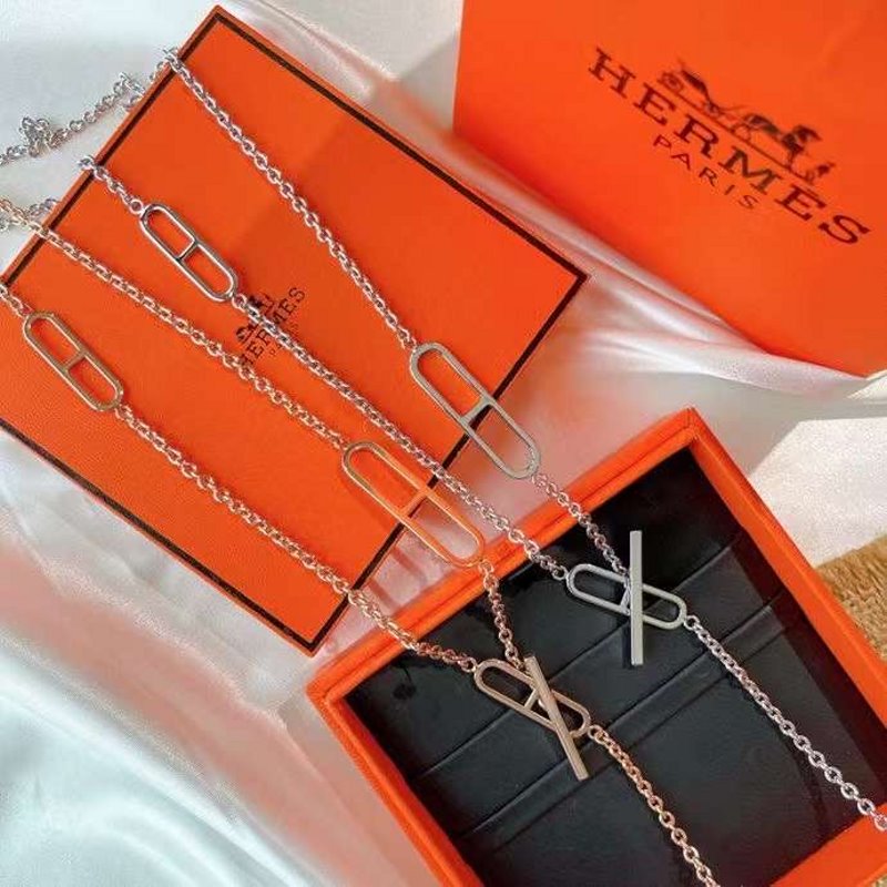 Hermes  Farandole Pig Nose Long Necklace JWLH0017