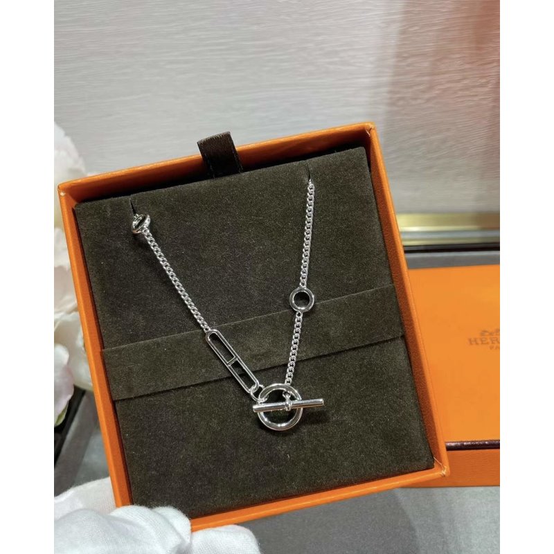 Hermes  Farandole Pig Nose Necklace JWLH0050