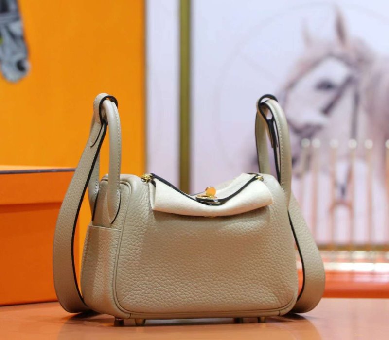 Hermes Lindy Bag BG02489