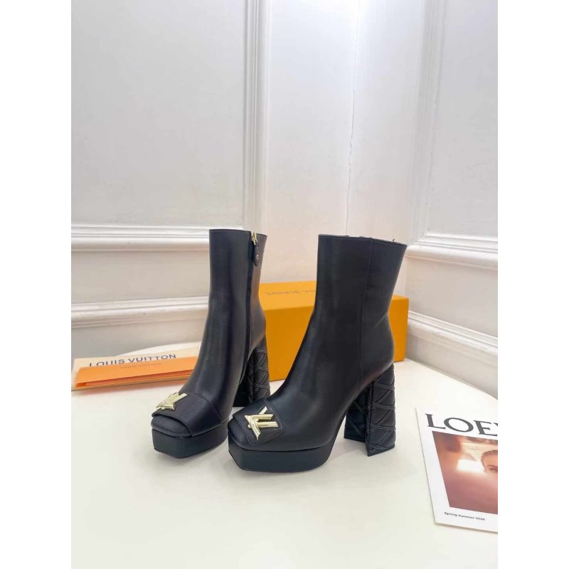 Louis Viutton Ankle Boots SH020001