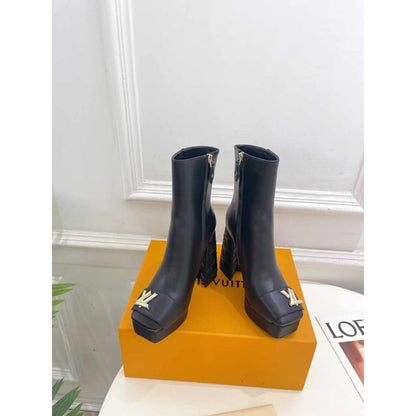 Louis Viutton Ankle Boots SH020001