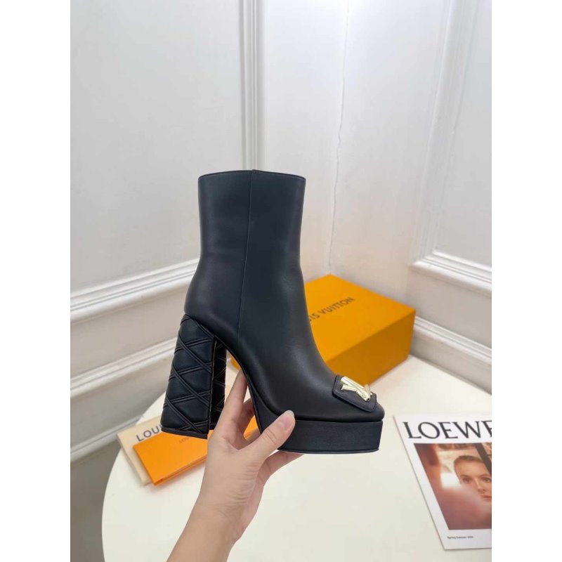 Louis Viutton Ankle Boots SH020001