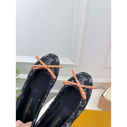 Louis Viutton Butterfly knot Flat Shoes SH010423