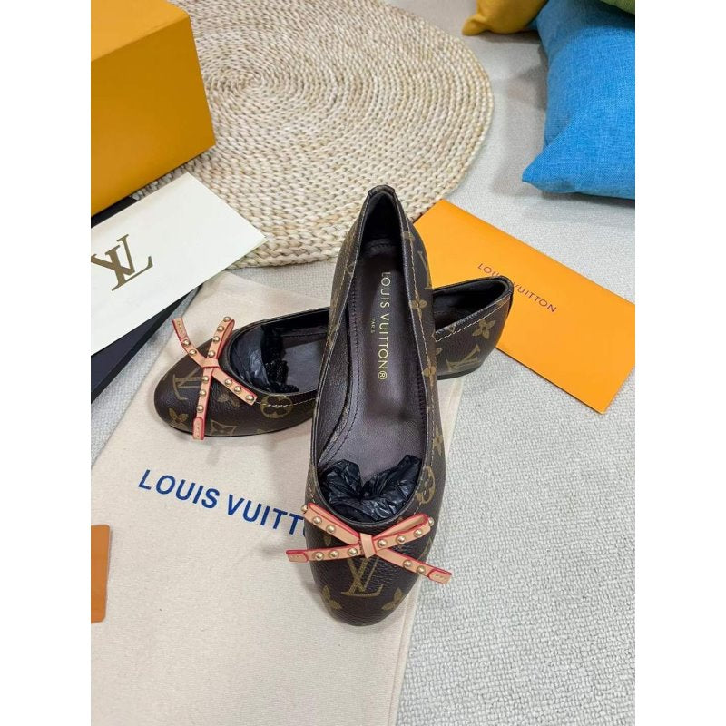 Louis Viutton Flat Shoes SH011036