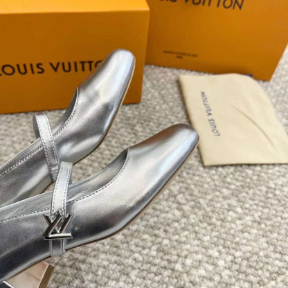 Louis Viutton Thick Heeled Sandals SH011004