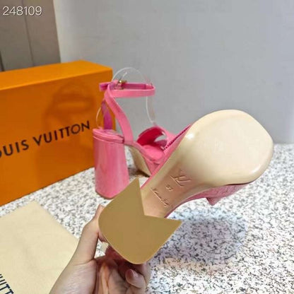 Louis Viutton Thick High Heeled Slippers SH010436