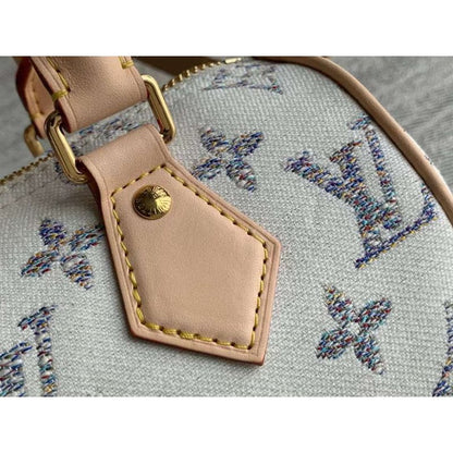 Louis Vuitton Bandouliere Bag BG02844