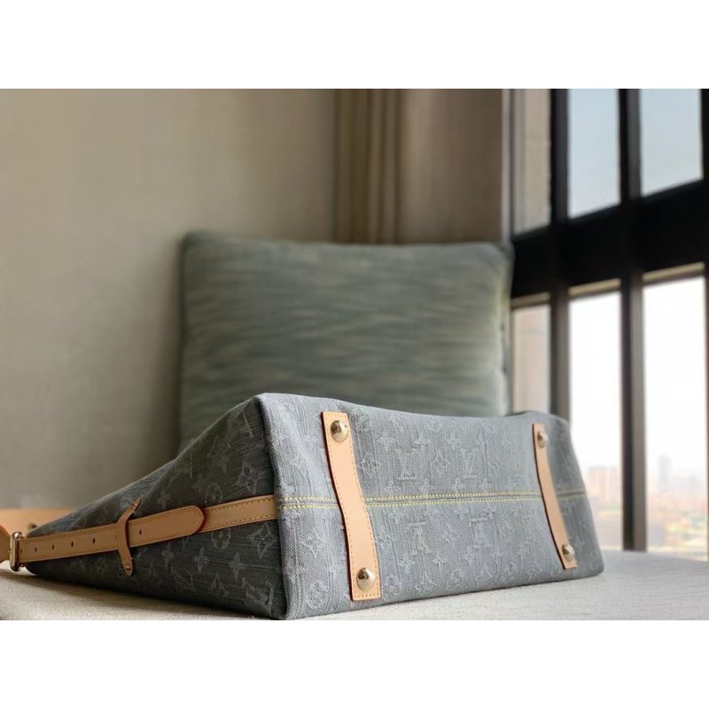 Louis Vuitton CarryAll Hand Bag BG0525086