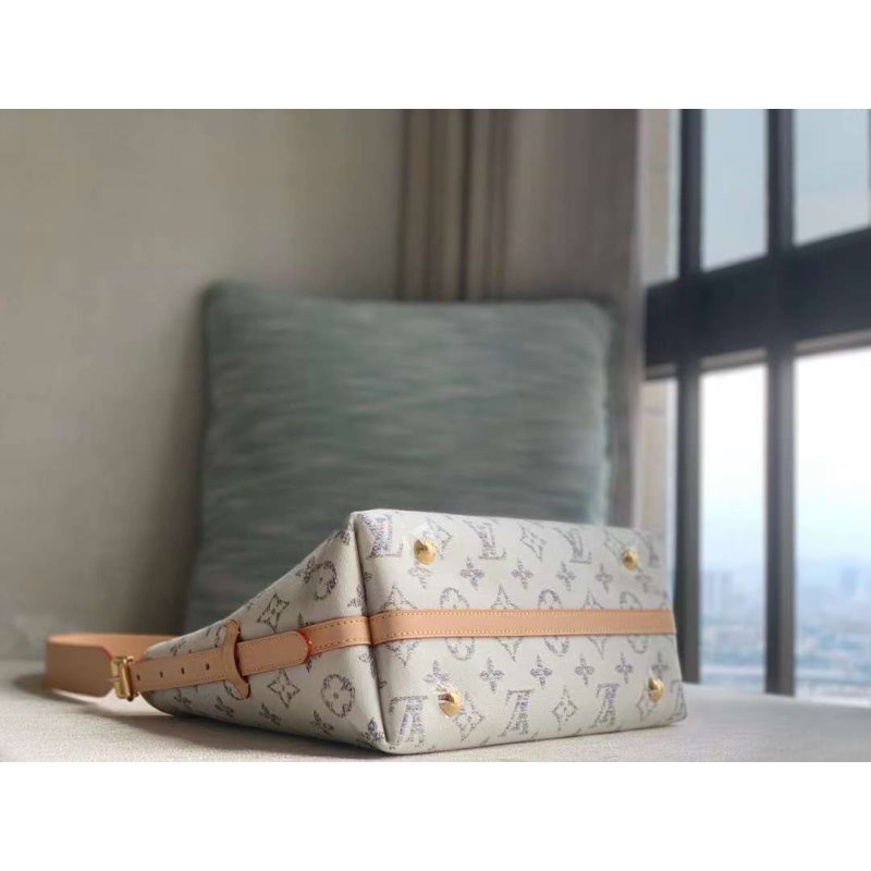 Louis Vuitton Carry All Bag BG02845