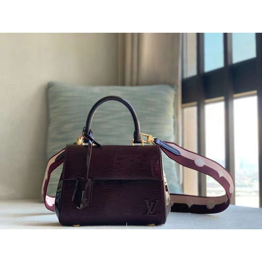 Louis Vuitton Cluny Mini Bag BG030513
