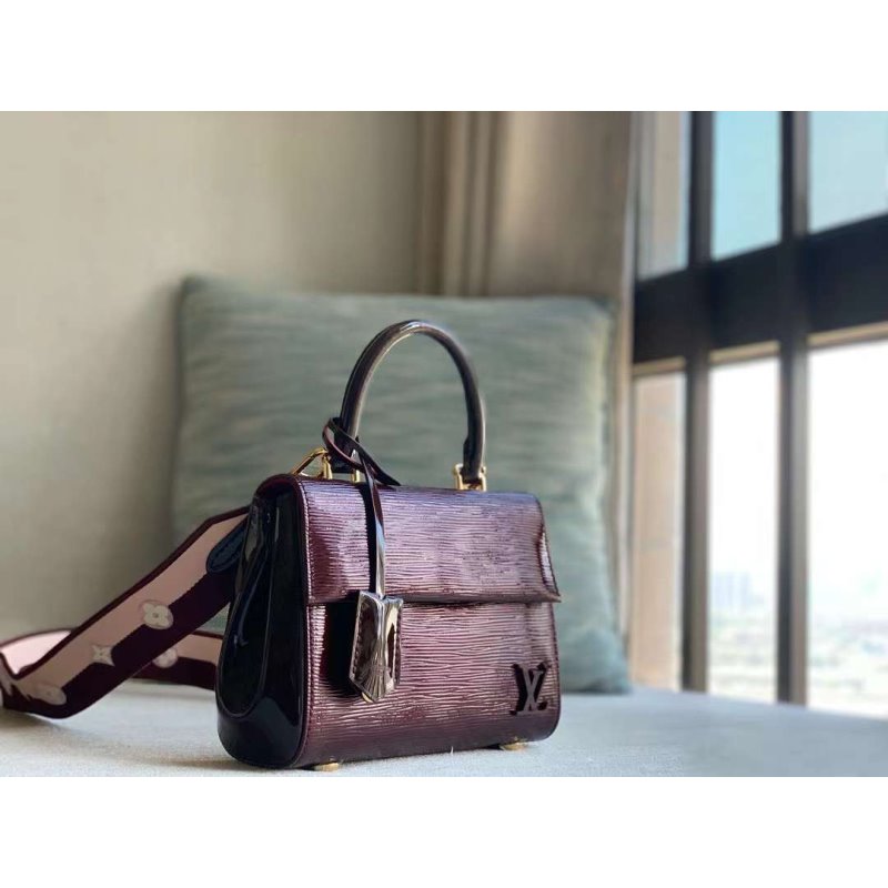 Louis Vuitton Cluny Mini Bag BG030513