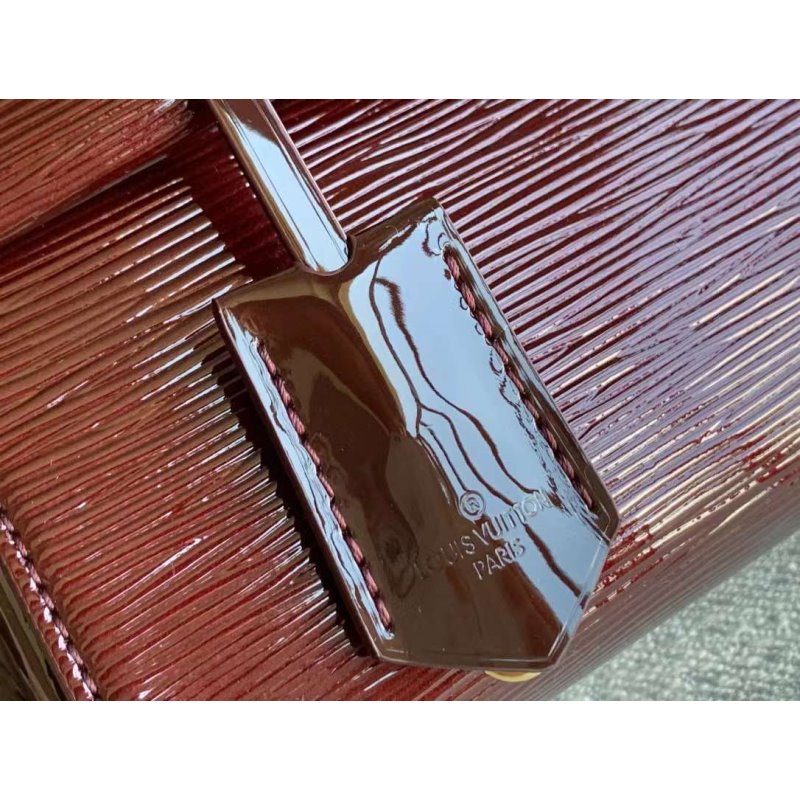 Louis Vuitton Cluny Mini Bag BG030513