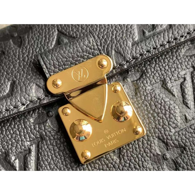 Louis Vuitton Eva Hand Bag BG030518