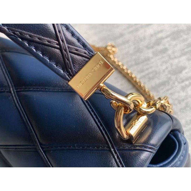 Louis Vuitton GO 14 Teist MM Bag BG02849