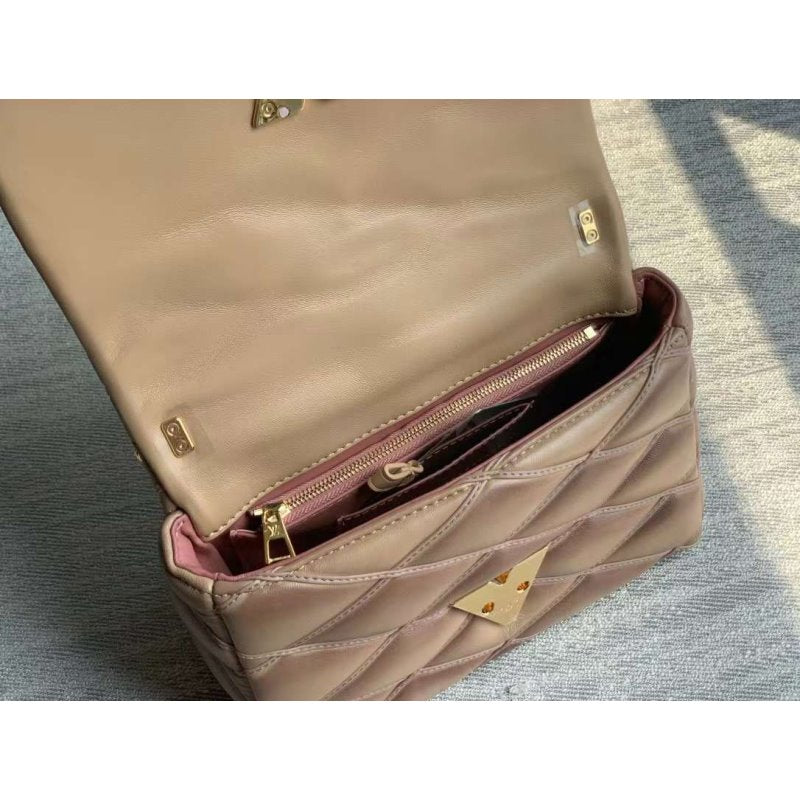 Louis Vuitton GO 14 Teist MM Bag BG02854