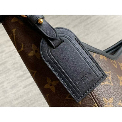 Louis Vuitton Hobo Bag BG0525094