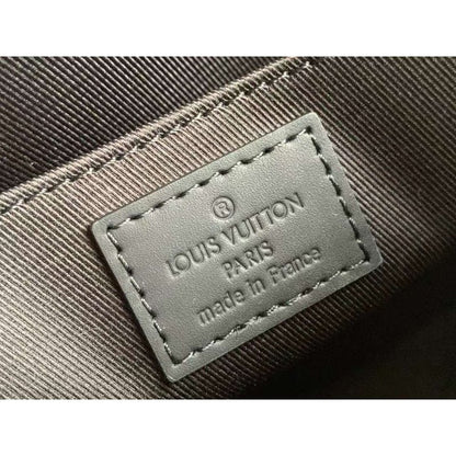 Louis Vuitton Mail Man Bag BG030560