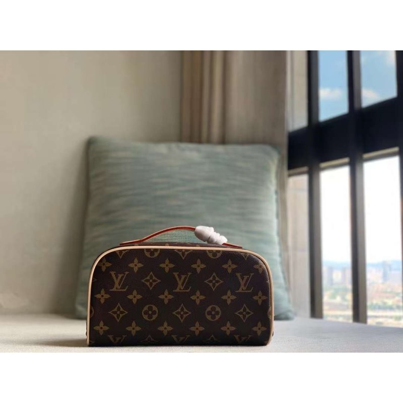 Louis Vuitton Metis Hand Bag BG030515