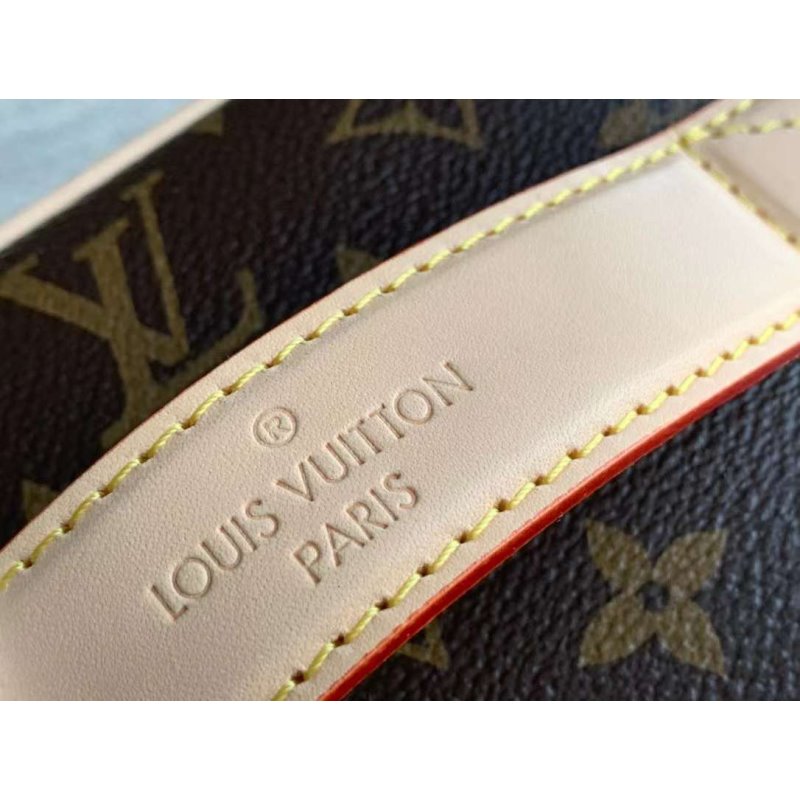 Louis Vuitton Metis Hand Bag BG030515