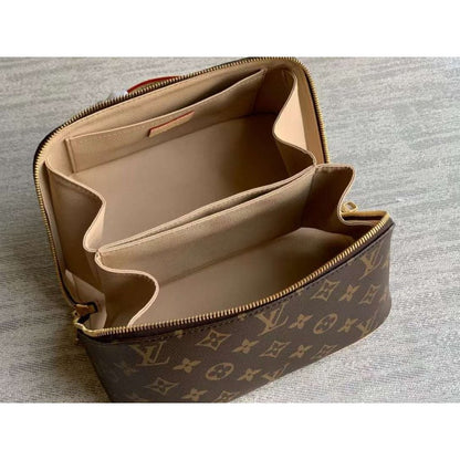 Louis Vuitton Metis Hand Bag BG030515