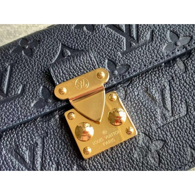 Louis Vuitton Metis Hand Bag BG030516